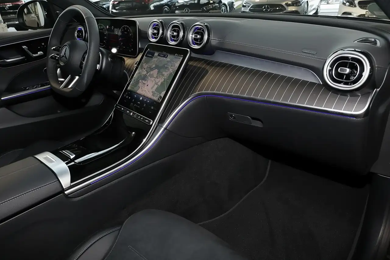 Mercedes-Benz C 300 8