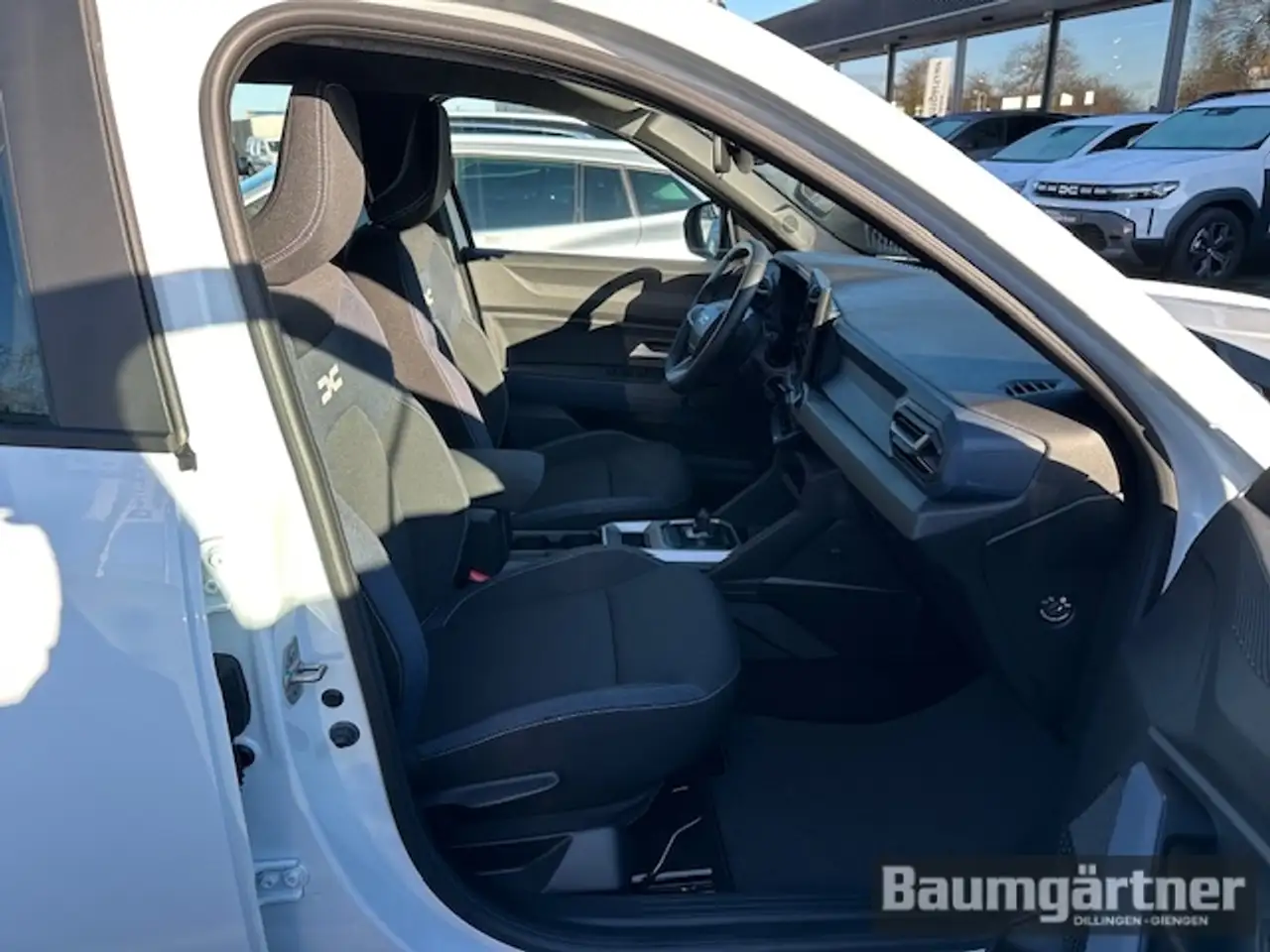 Dacia Bigster 8