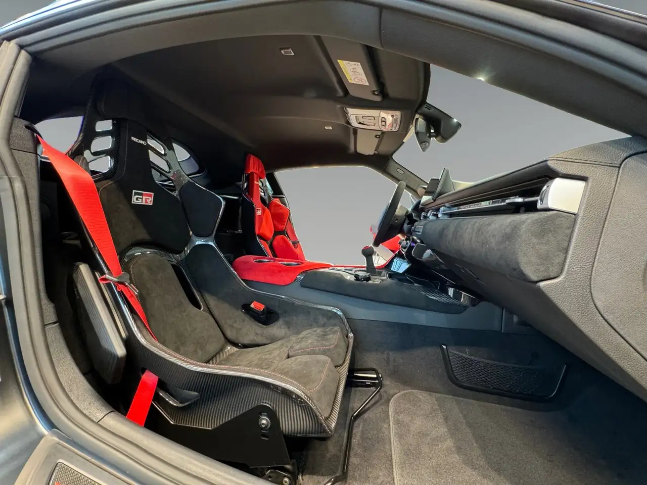 Toyota Supra 16