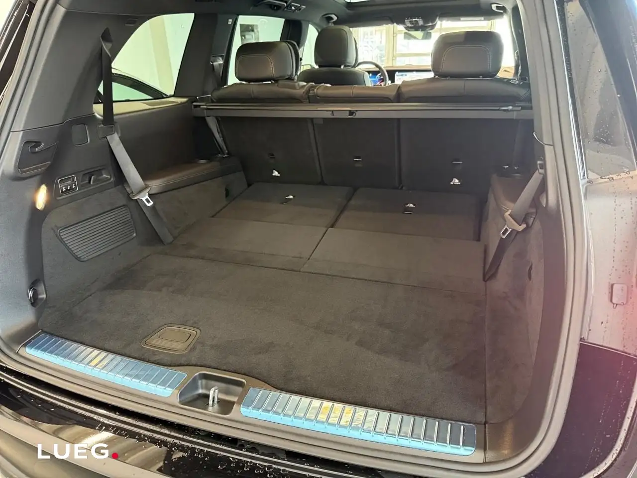 Mercedes-Benz GLS 450 16