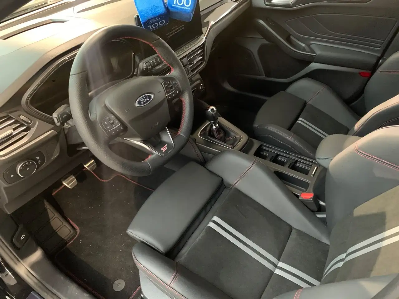 Ford Focus 8