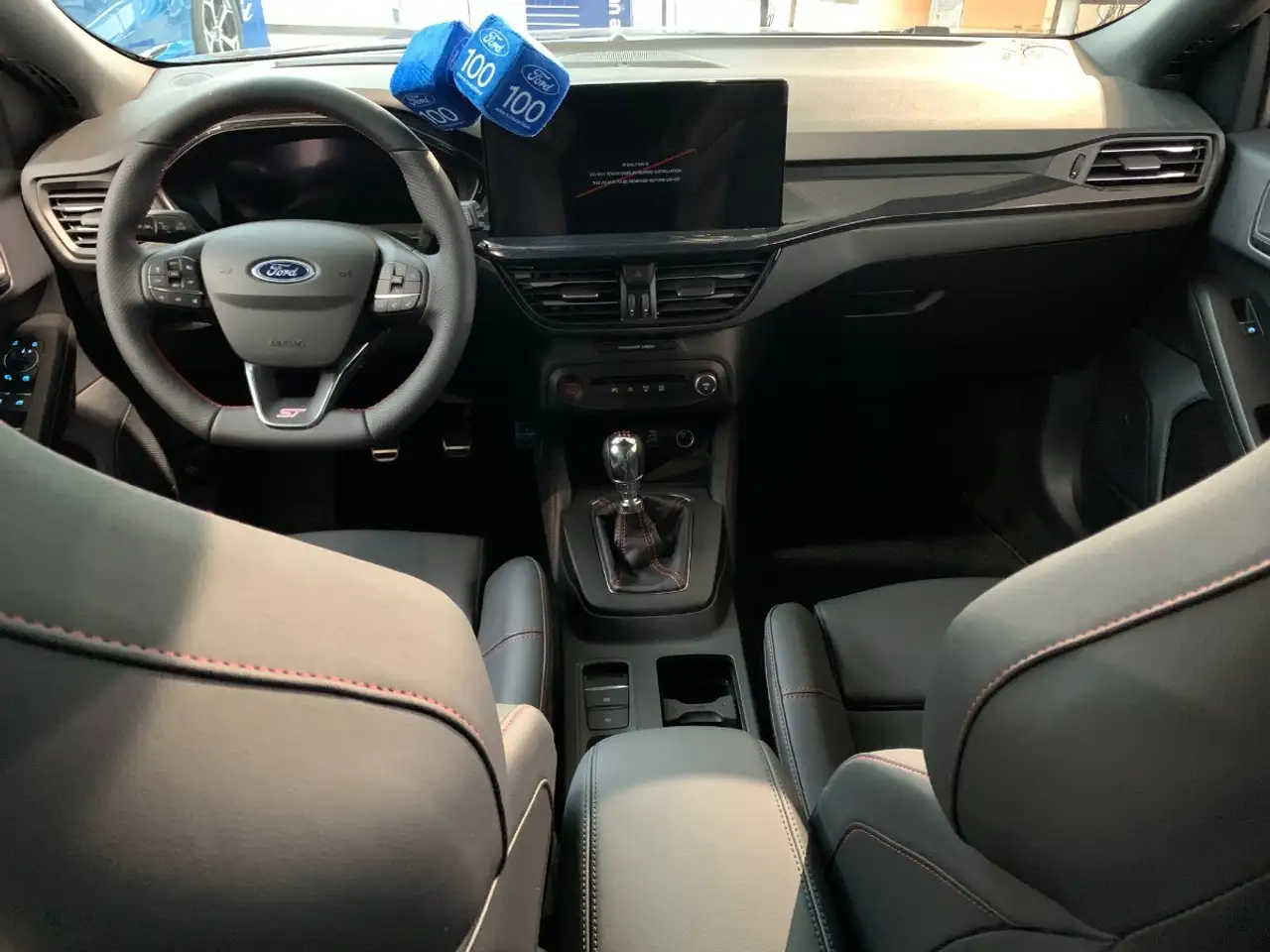 Ford Focus 10