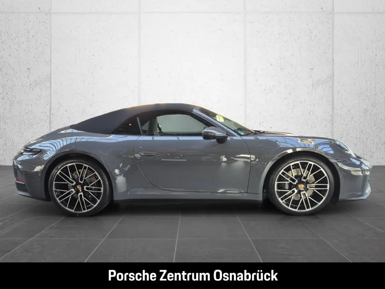 Porsche 992 8