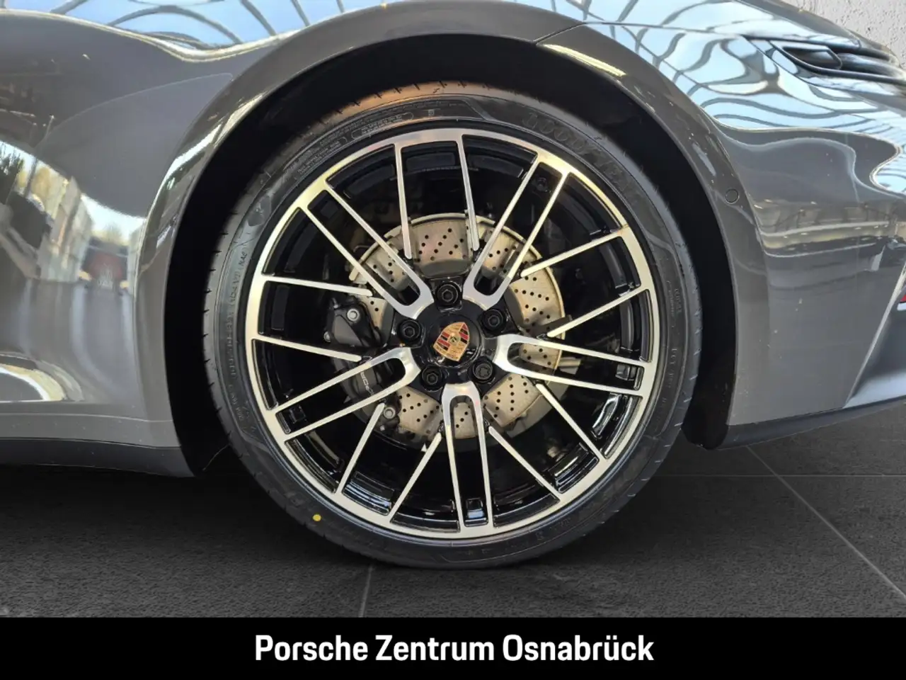 Porsche 992 13