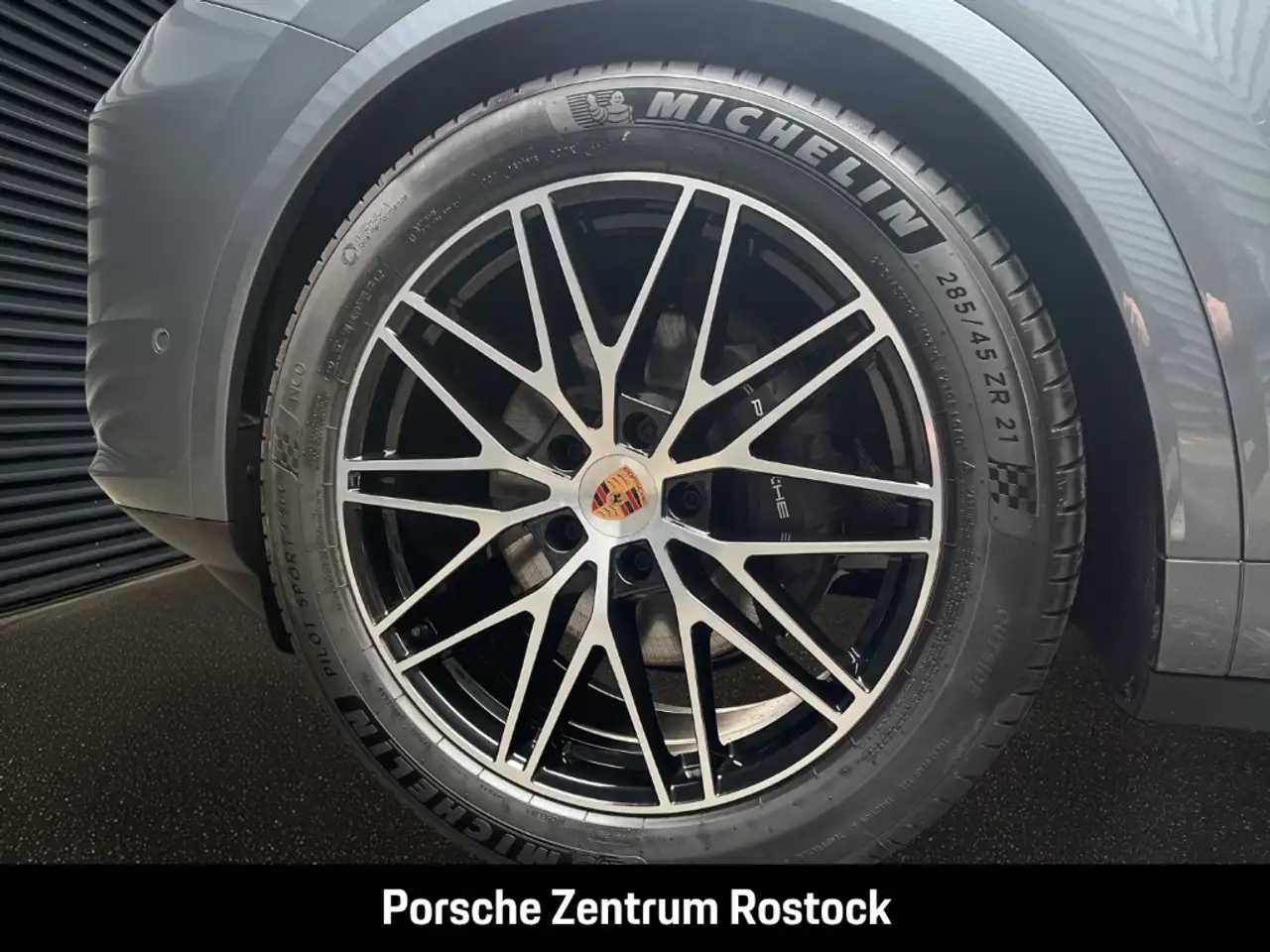 Porsche Cayenne 6
