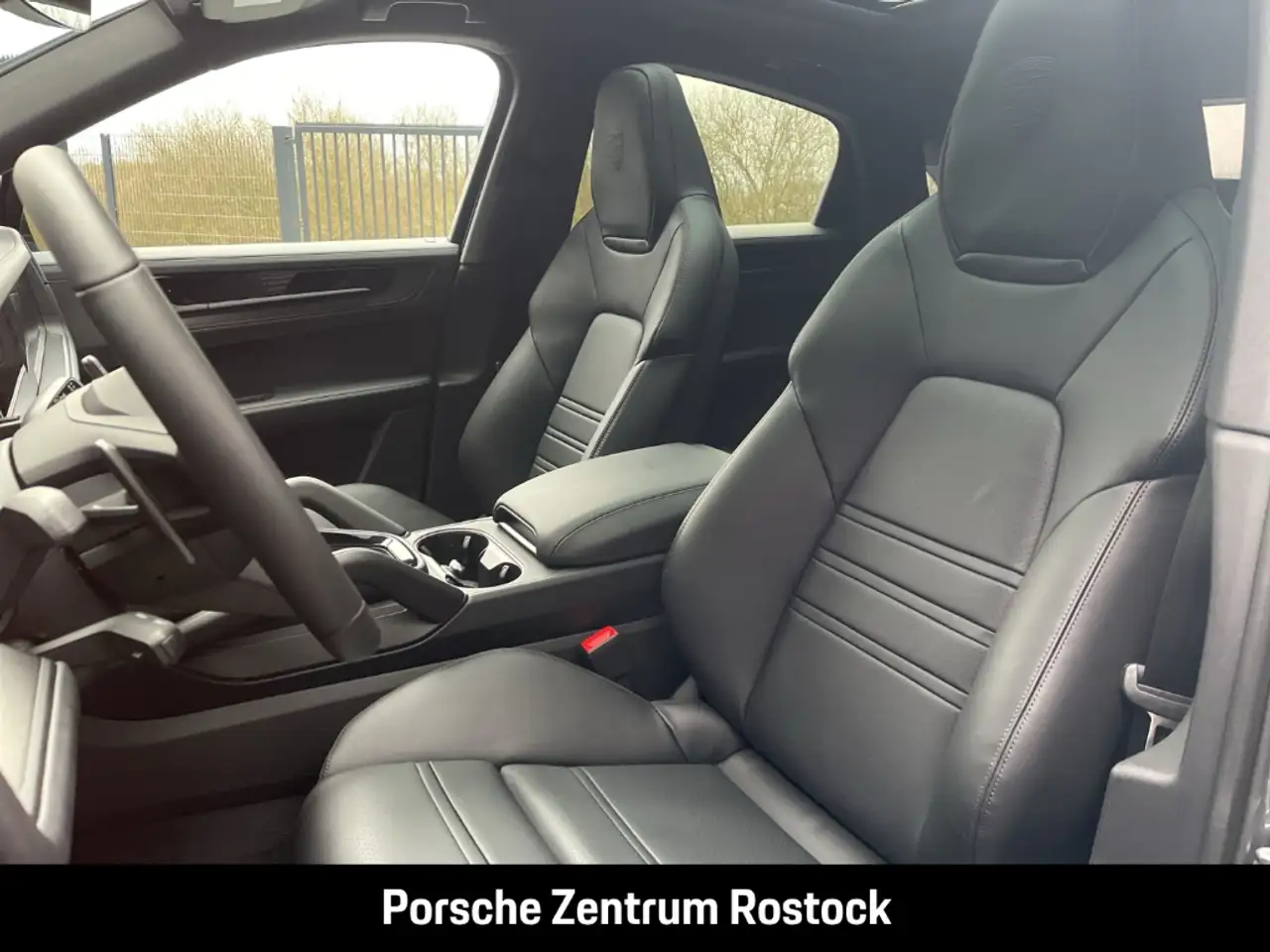 Porsche Cayenne 8