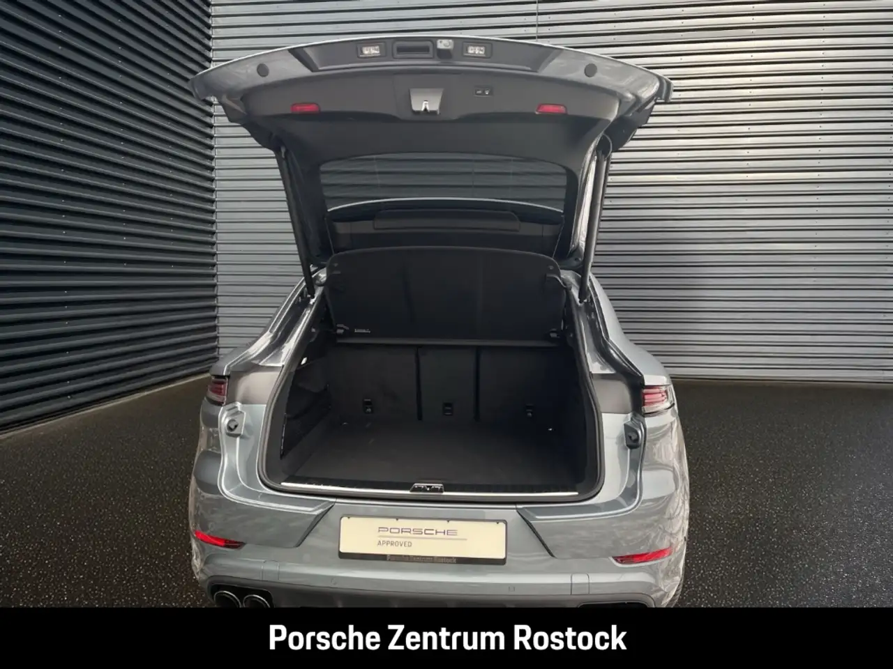 Porsche Cayenne 12