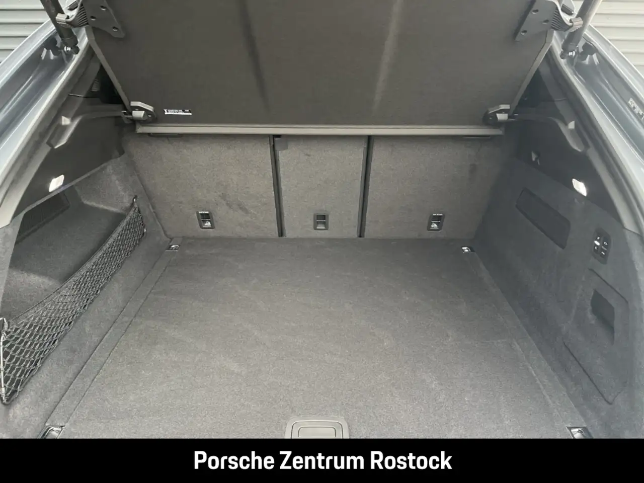 Porsche Cayenne 13