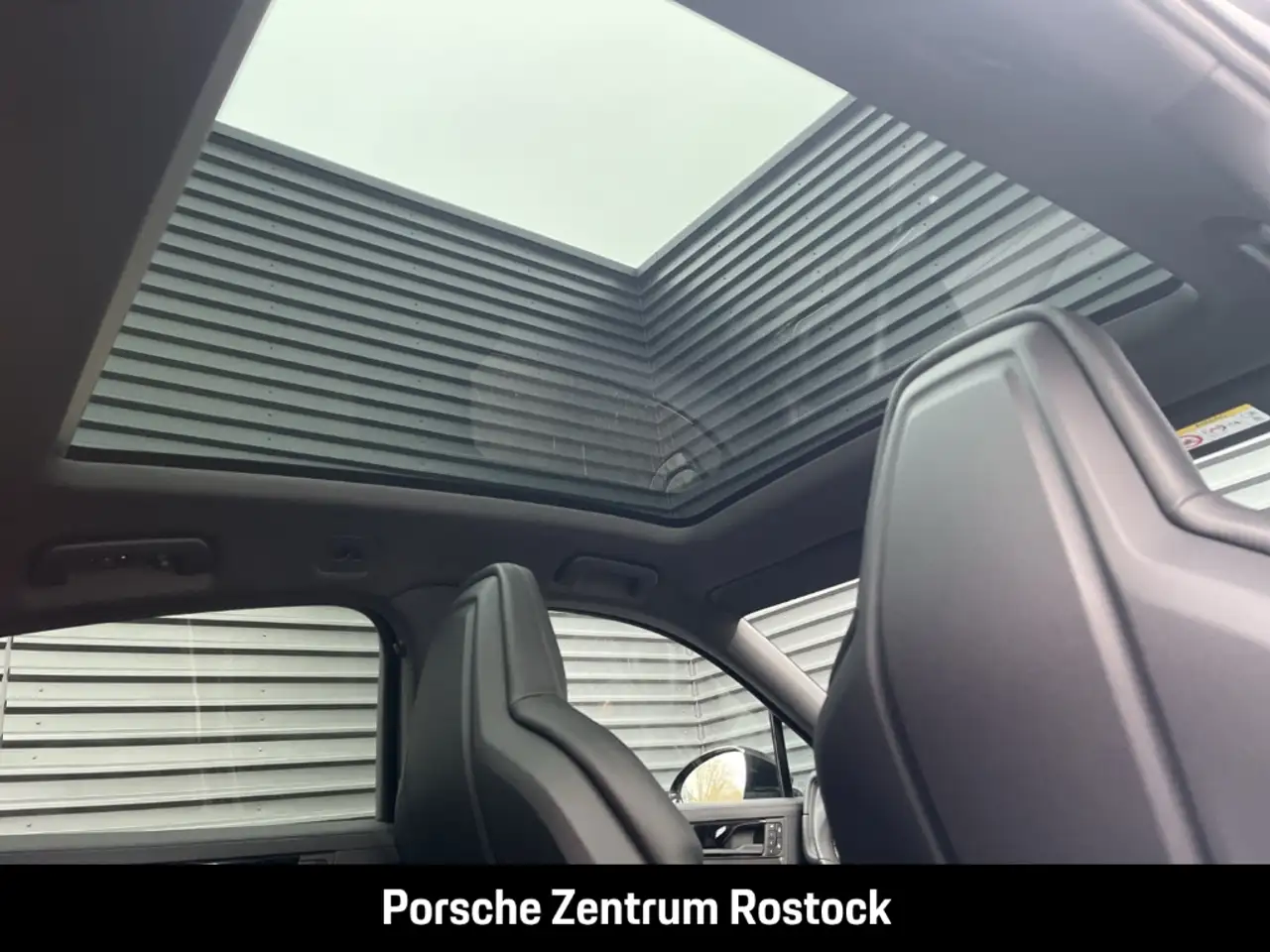 Porsche Cayenne 16