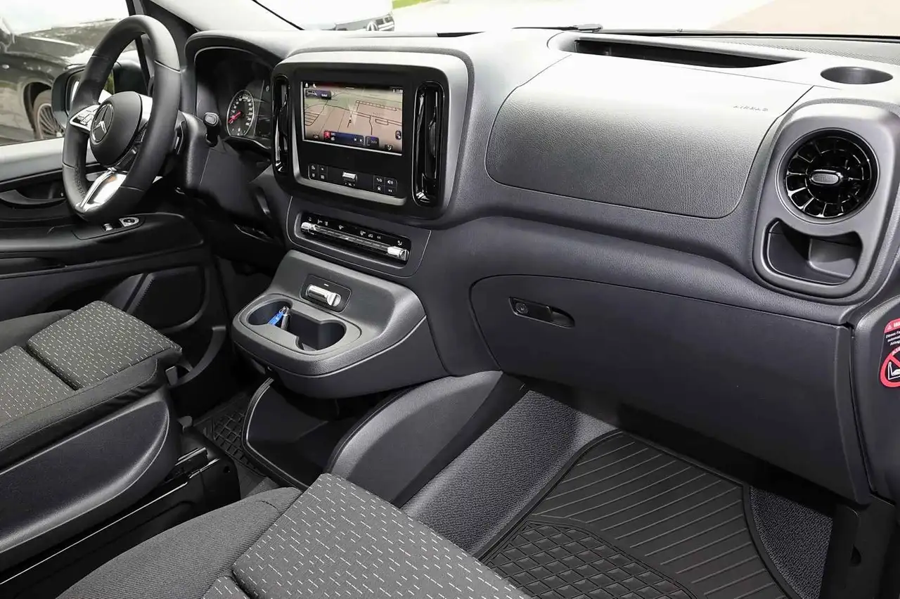 Mercedes-Benz Vito 116 8