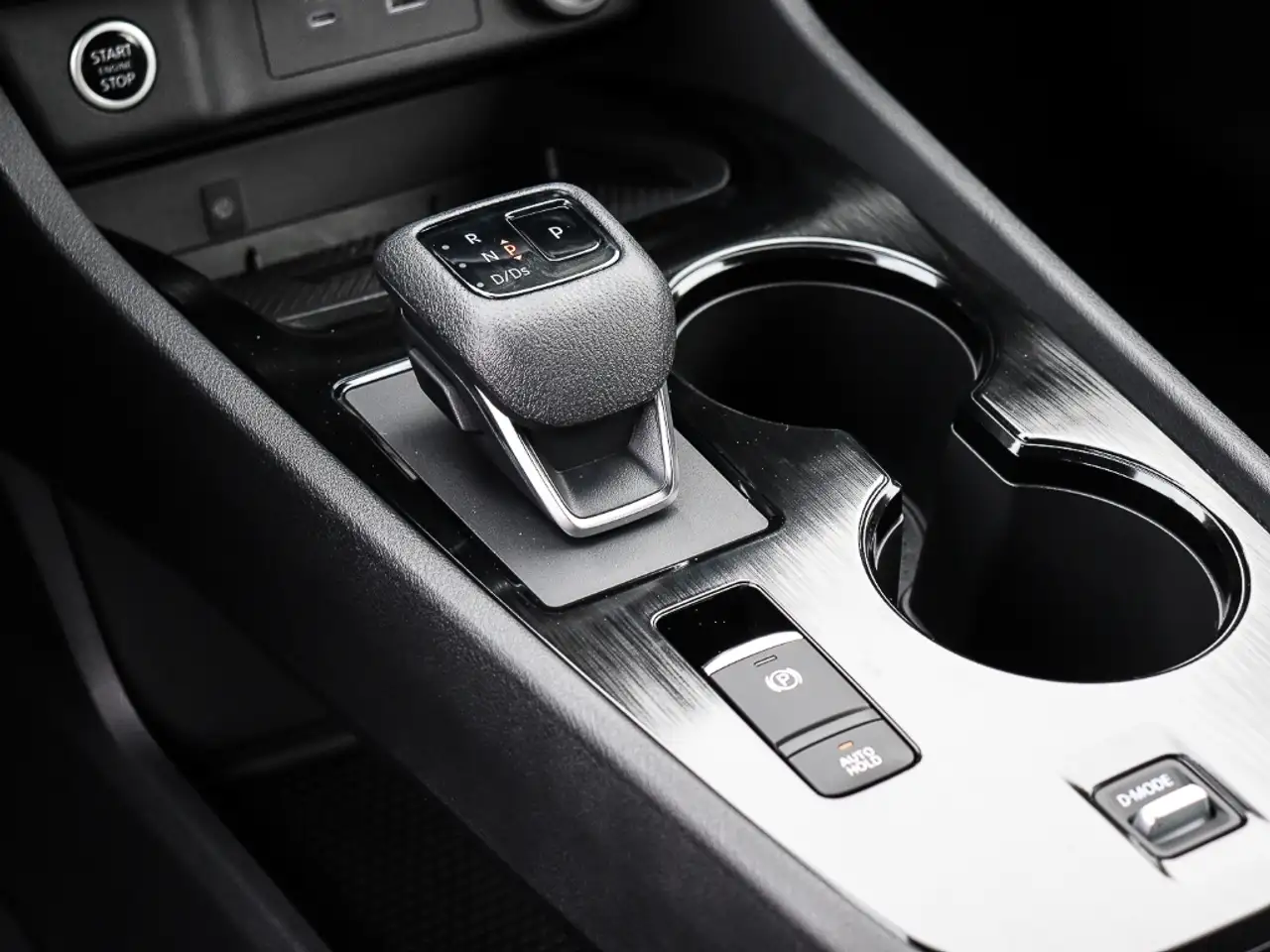 Nissan X-Trail 11