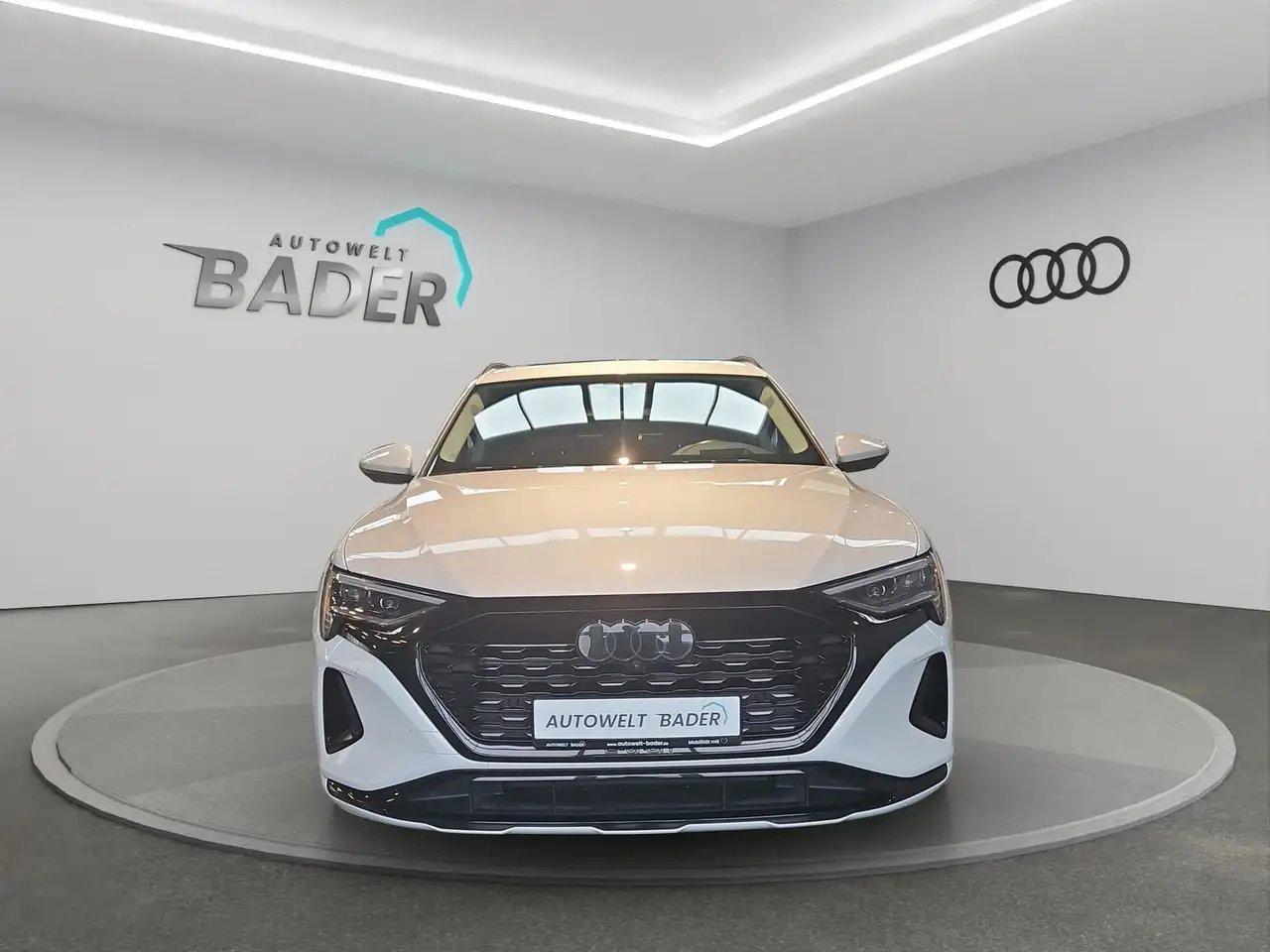 Audi Q8 2