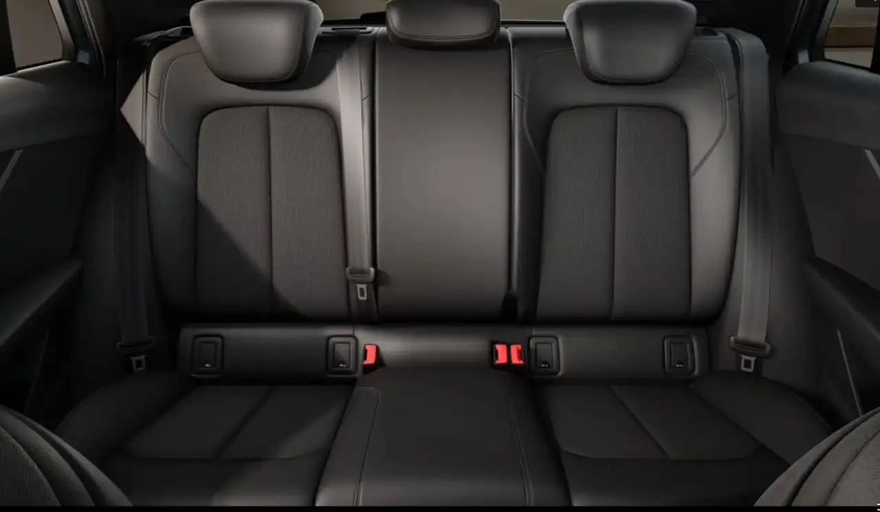 Audi Q2 5