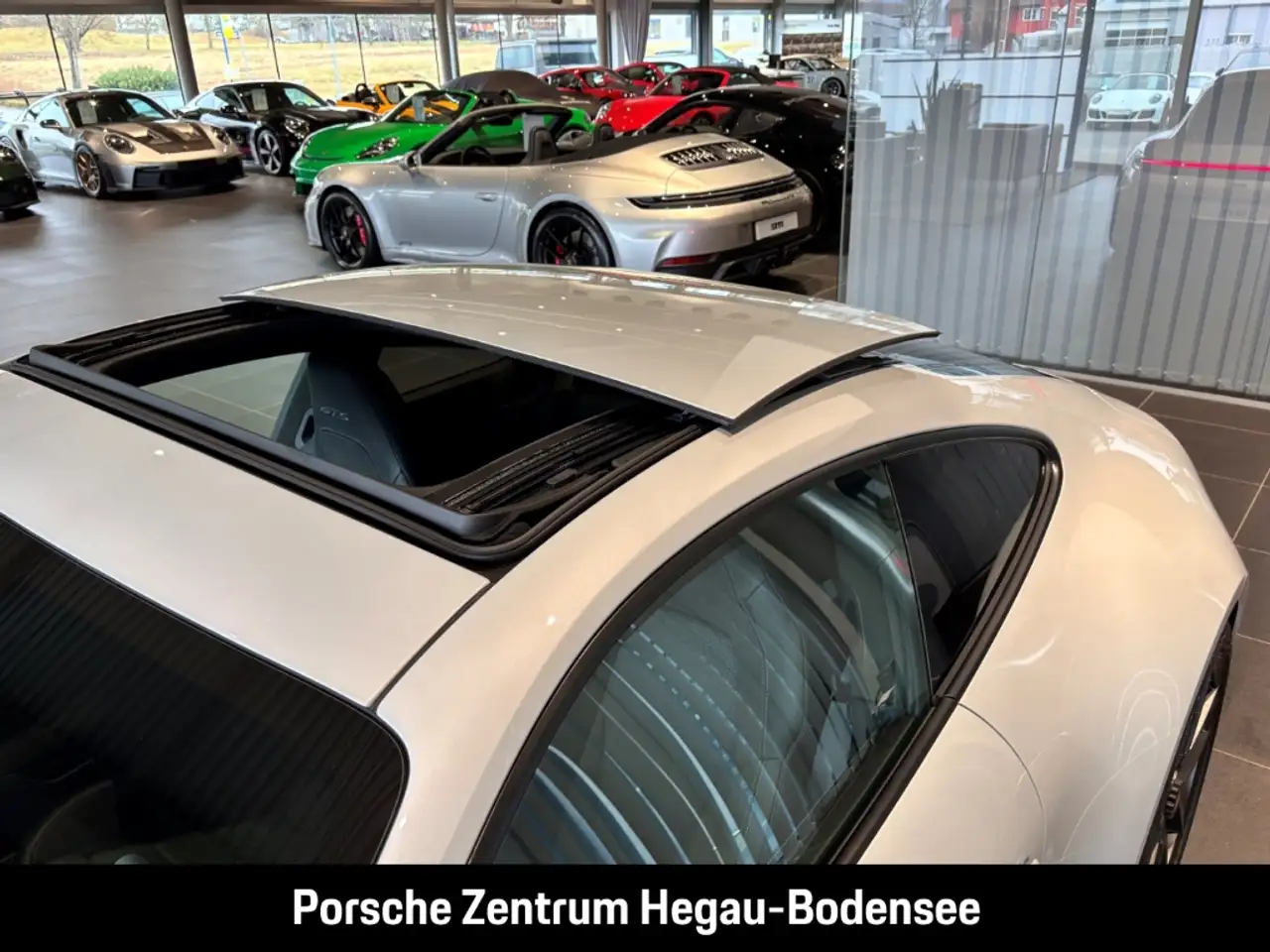 Porsche 992 911 9