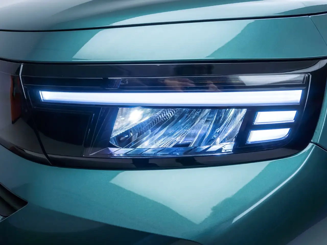 Opel Frontera 12