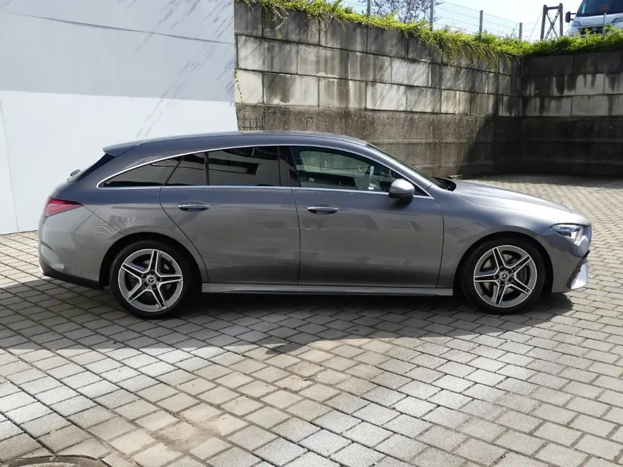 Mercedes-Benz CLA 200 2