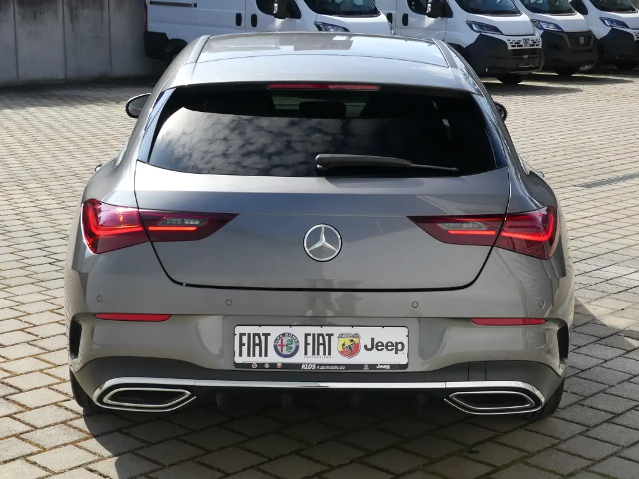 Mercedes-Benz CLA 200 4