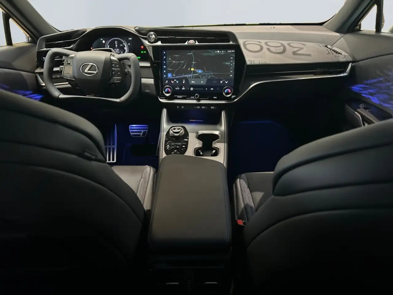 Lexus RZ 10