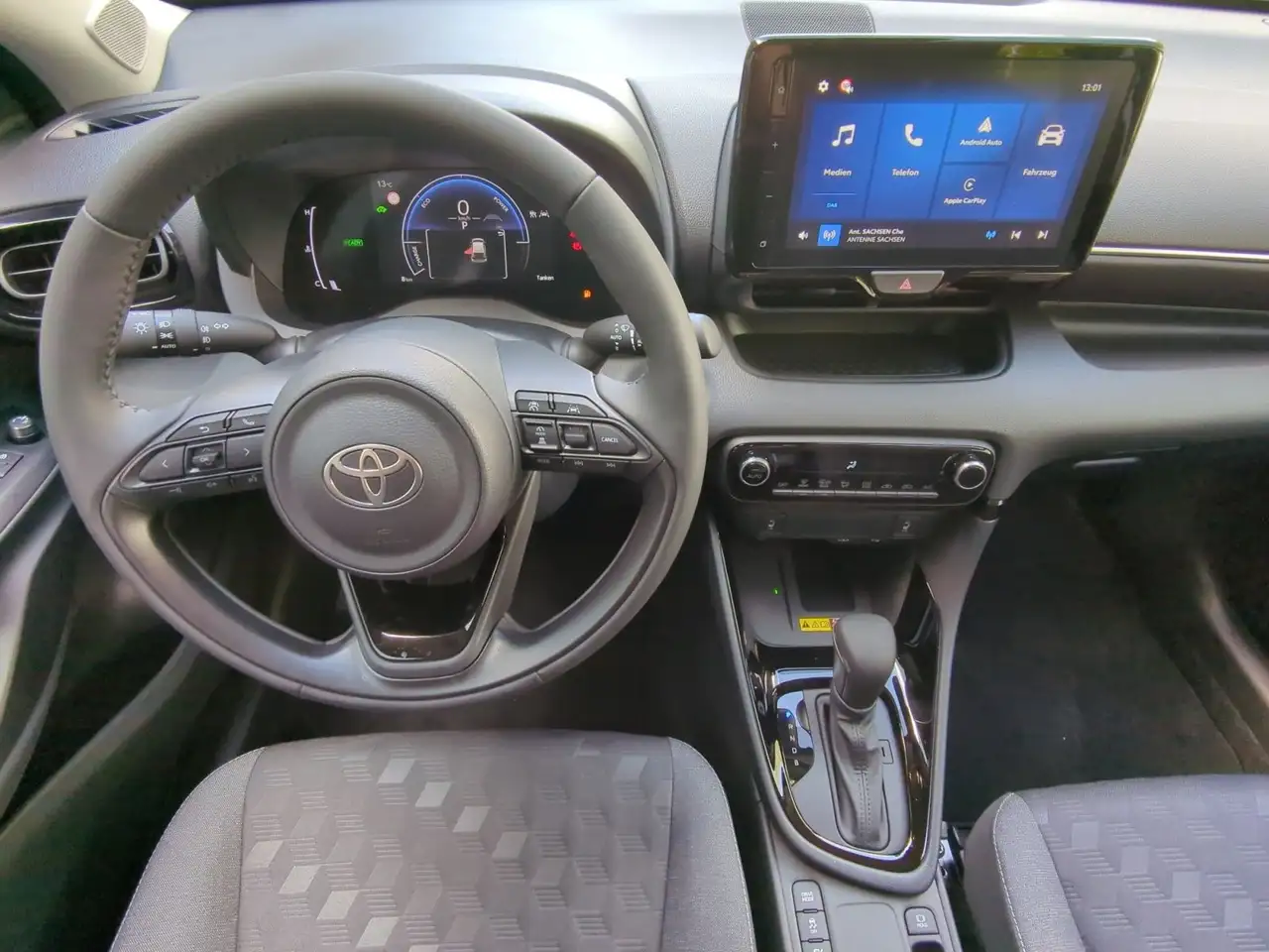 Toyota Yaris 9