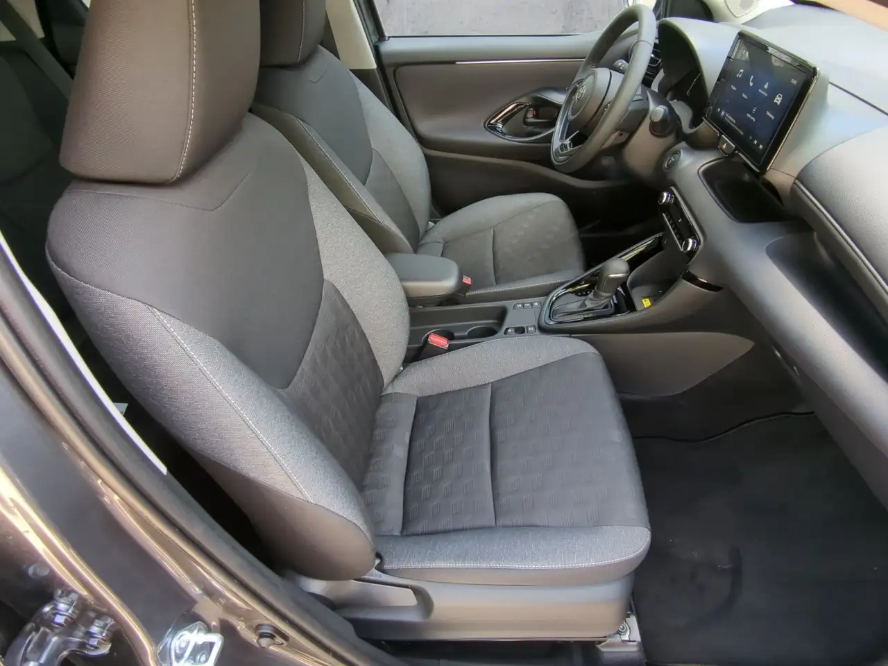 Toyota Yaris 13