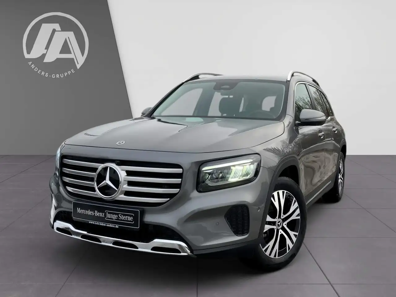 Mercedes-Benz GLB 220 3