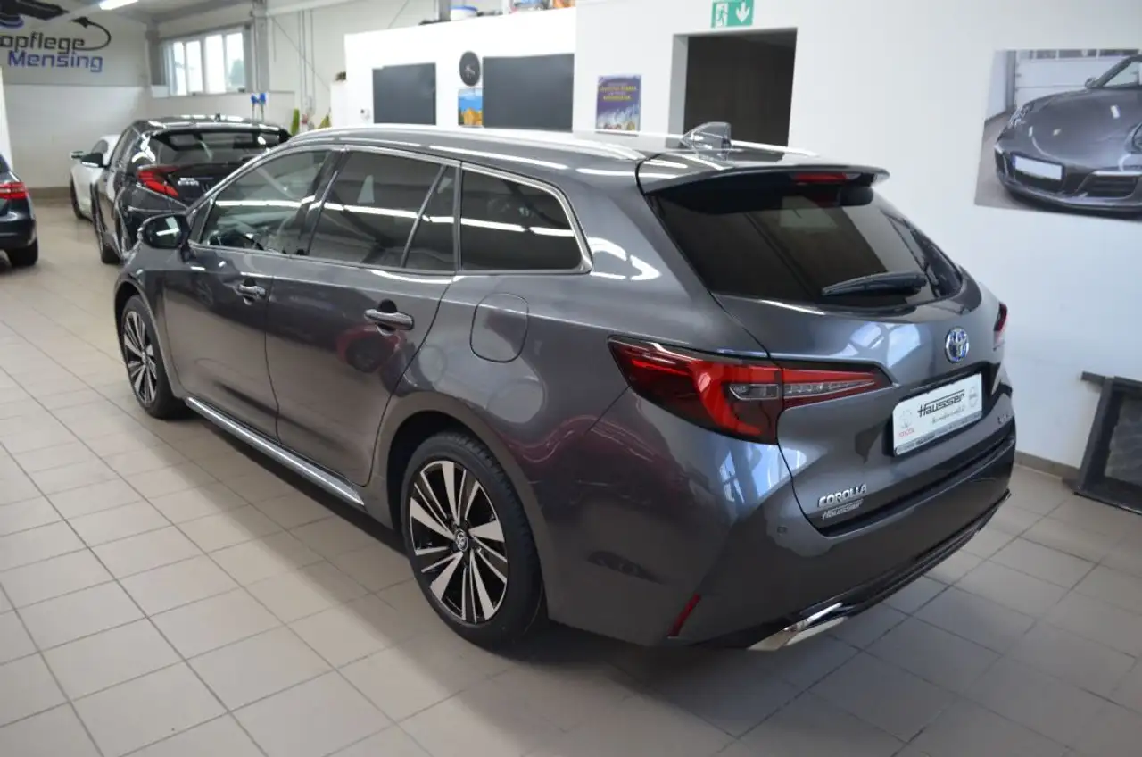 Toyota Corolla 6
