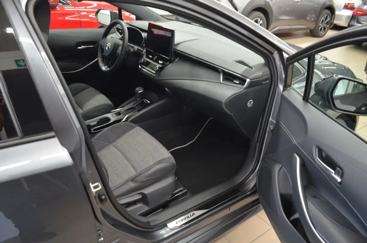 Toyota Corolla 11