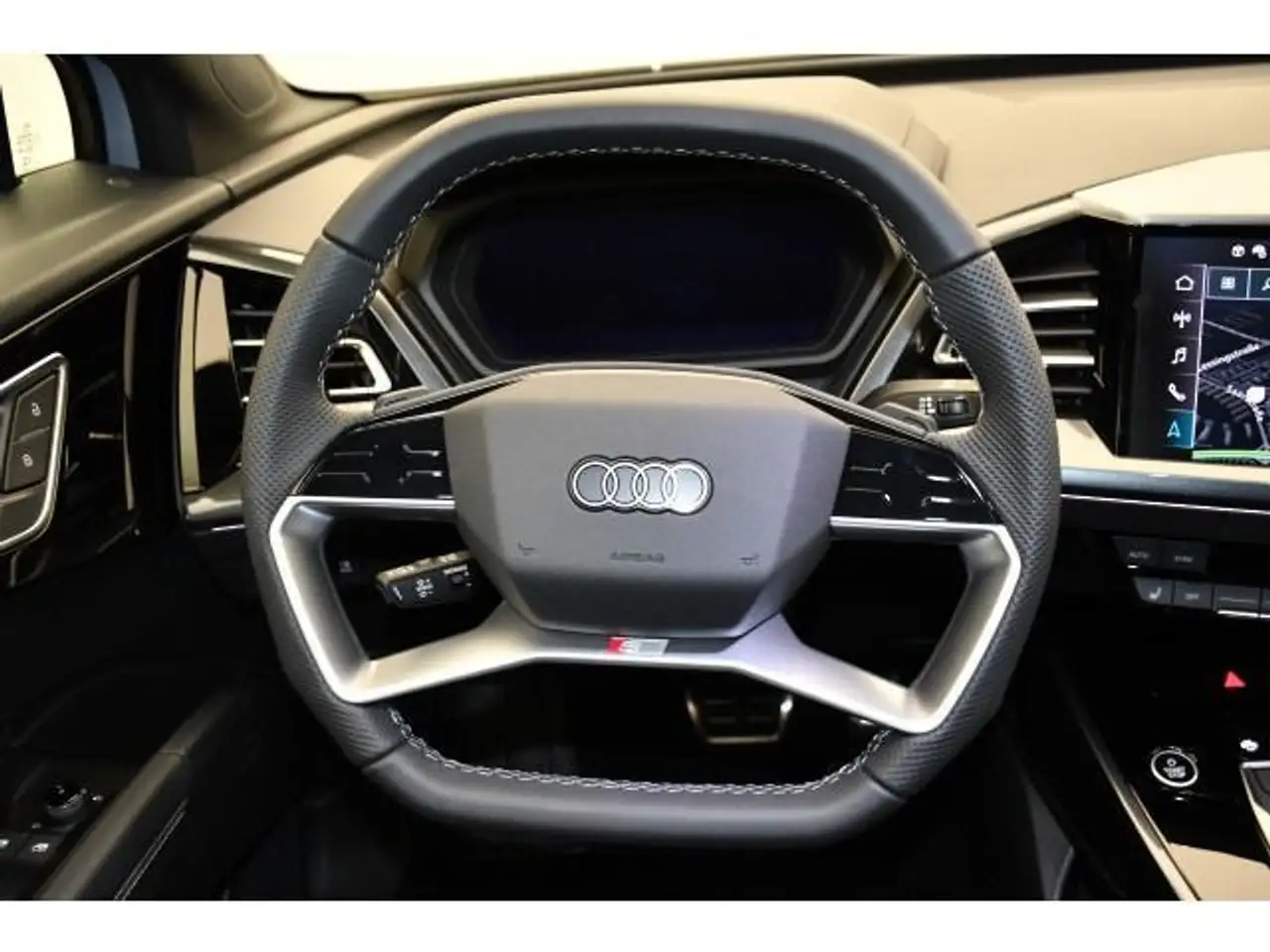 Audi Q4 4