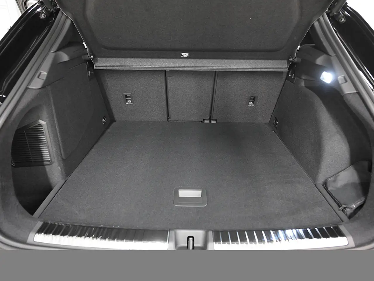 Audi Q3 8