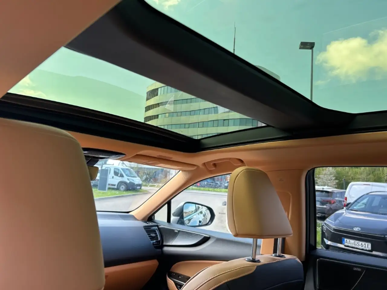 Lexus NX 11