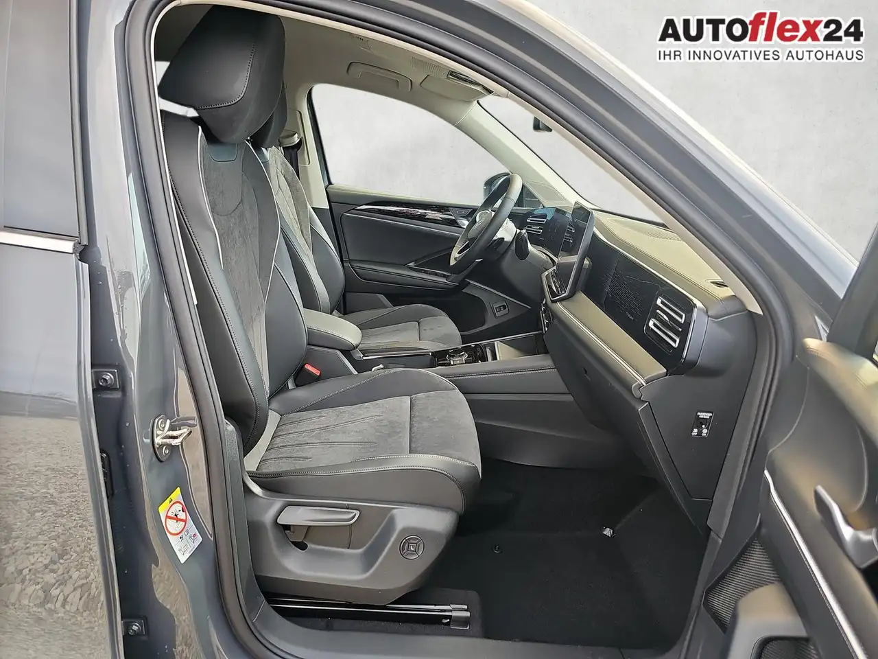 Volkswagen Tiguan 9