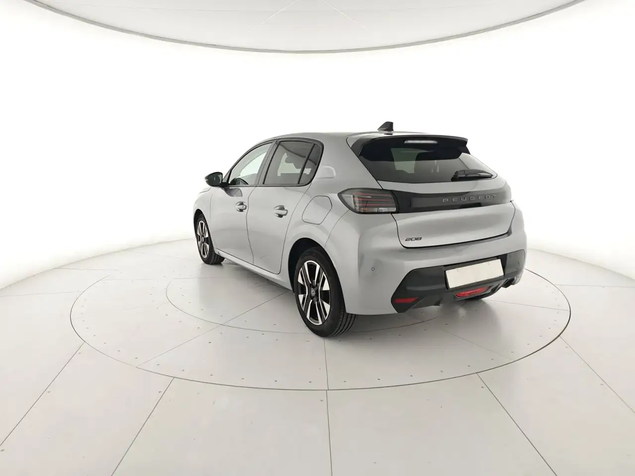 Peugeot 208 5