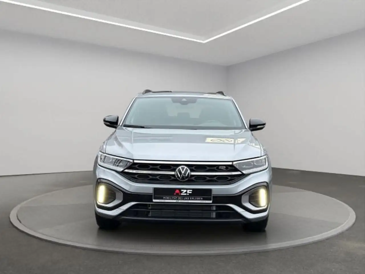 Volkswagen T-Roc 6