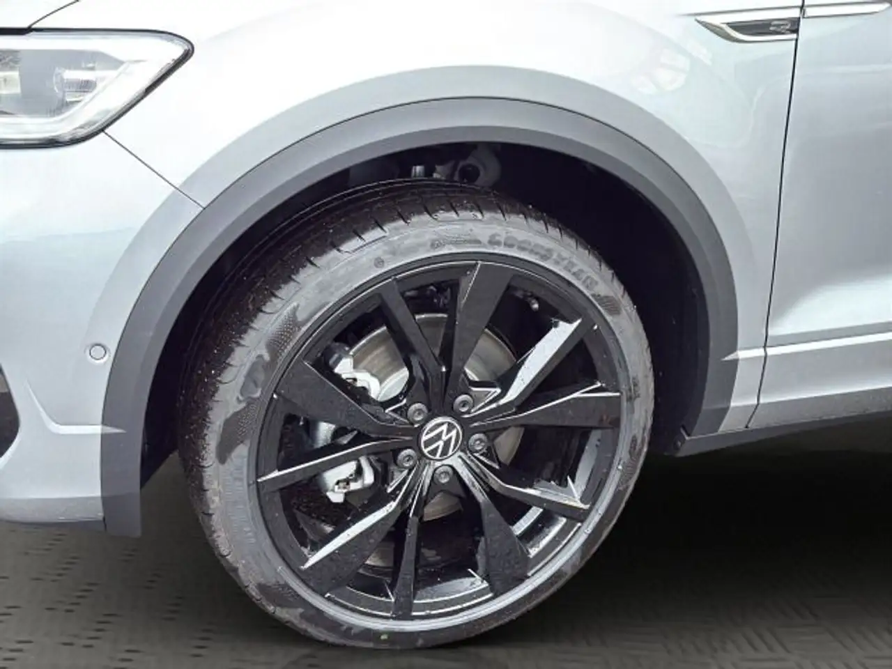 Volkswagen T-Roc 8
