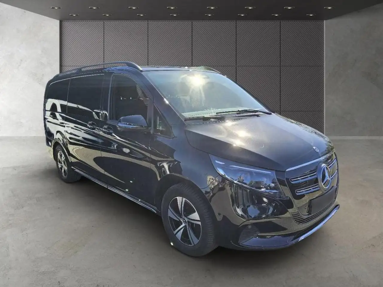 Mercedes-Benz EQV 300 2