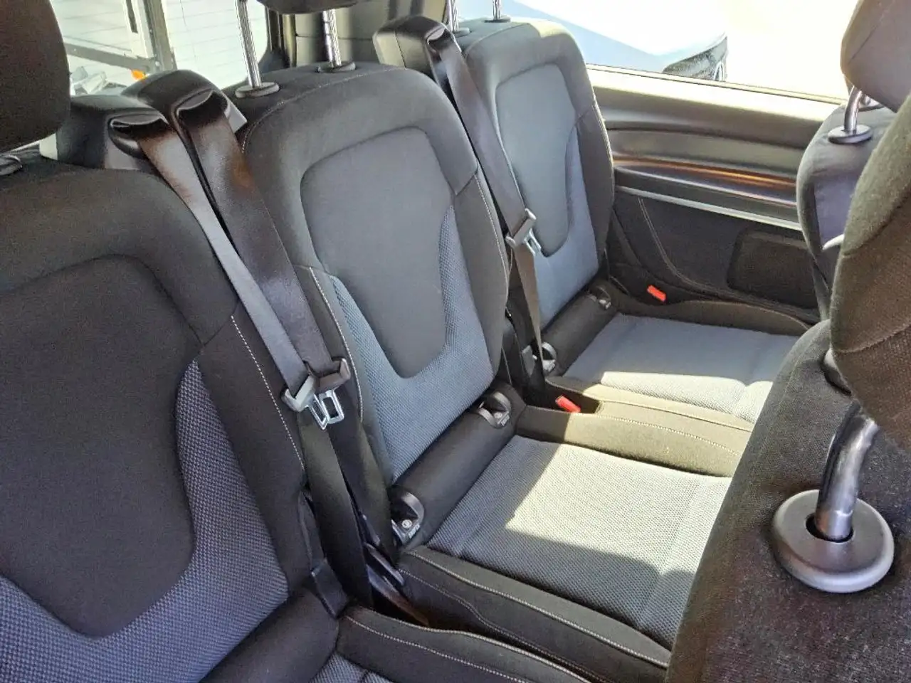 Mercedes-Benz EQV 300 9