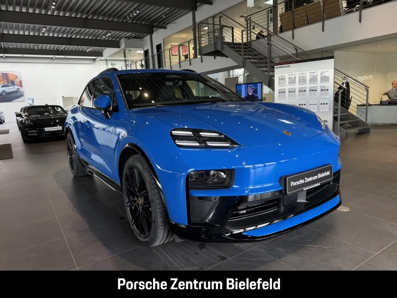 Porsche Macan 8