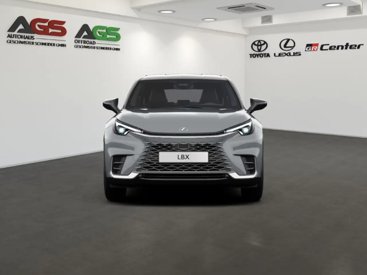 Lexus LBX 8