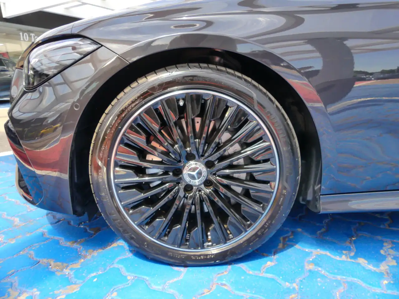 Mercedes-Benz CLE 200 11