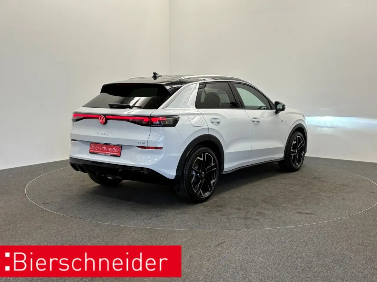 Volkswagen T-Roc 4