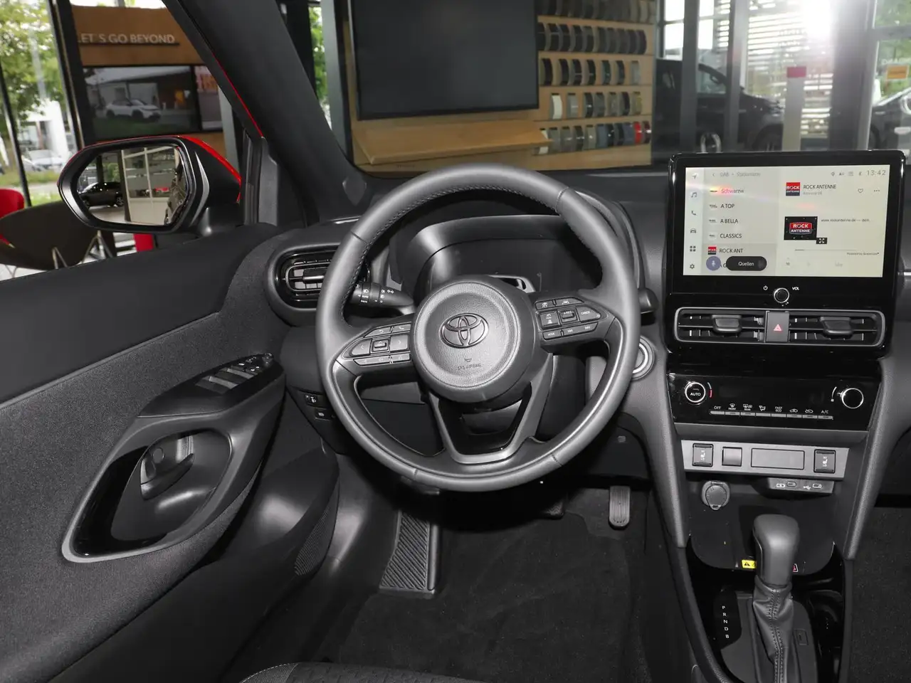 Toyota Yaris 9