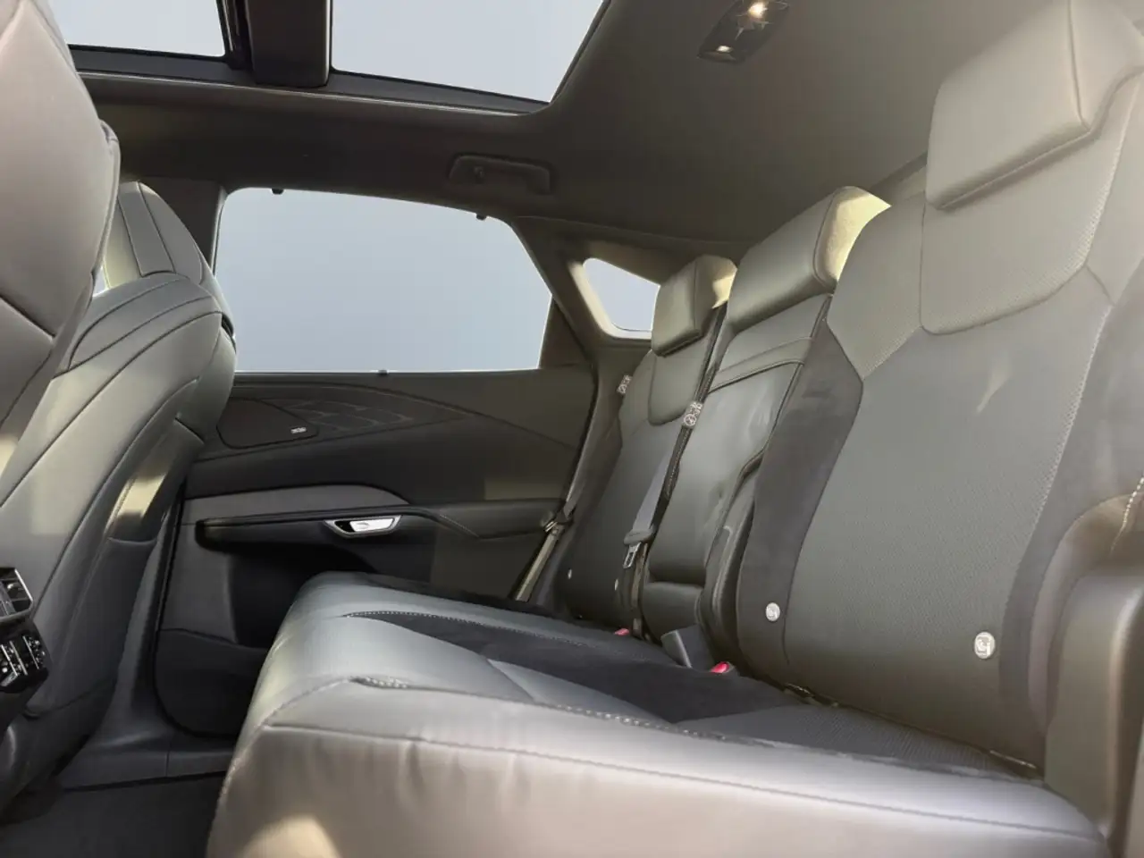 Lexus Inny 14