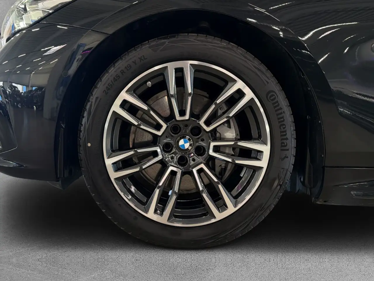 BMW i5 7
