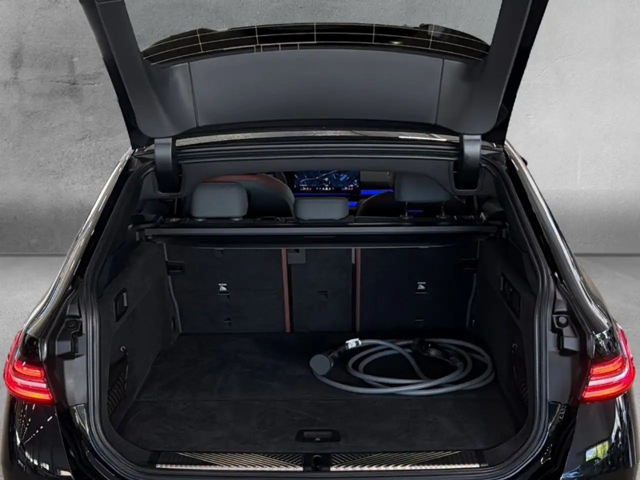 BMW i5 15