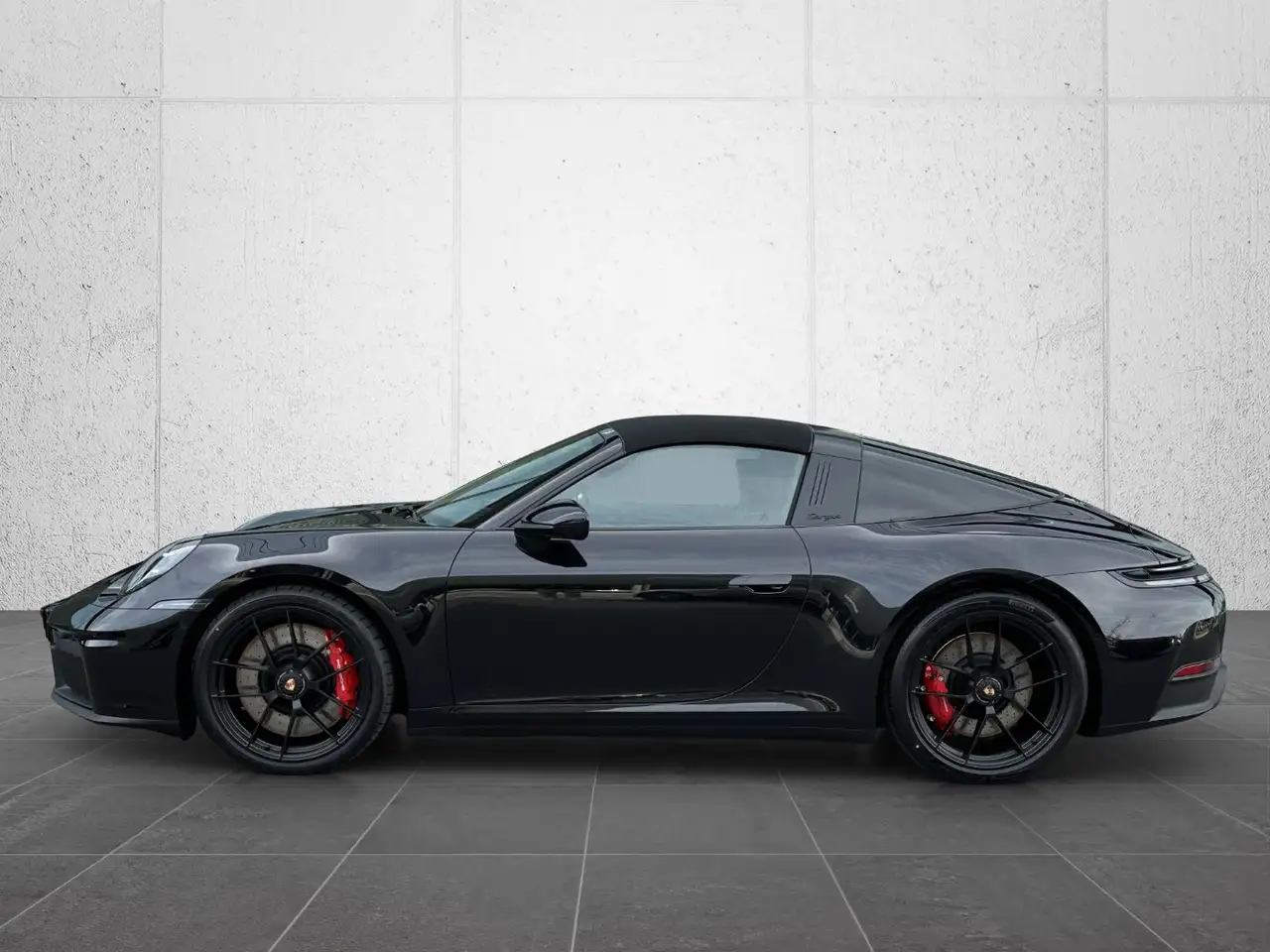 Porsche 992 911 2