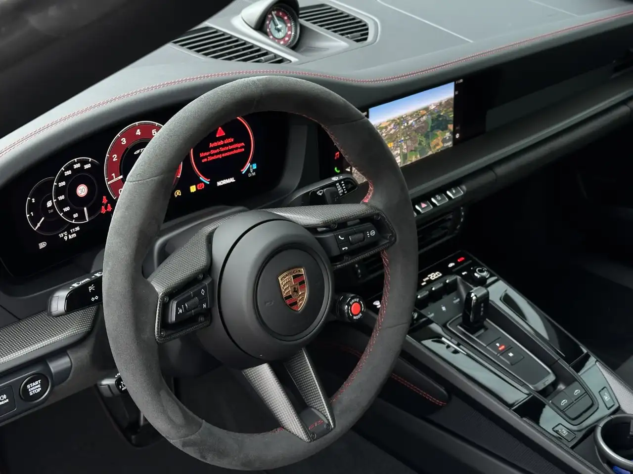 Porsche 992 911 7