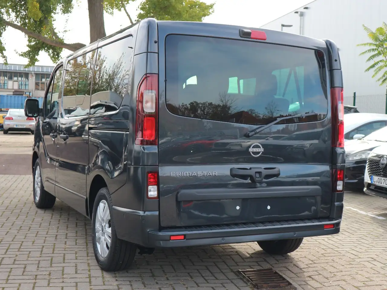 Nissan Primastar 8