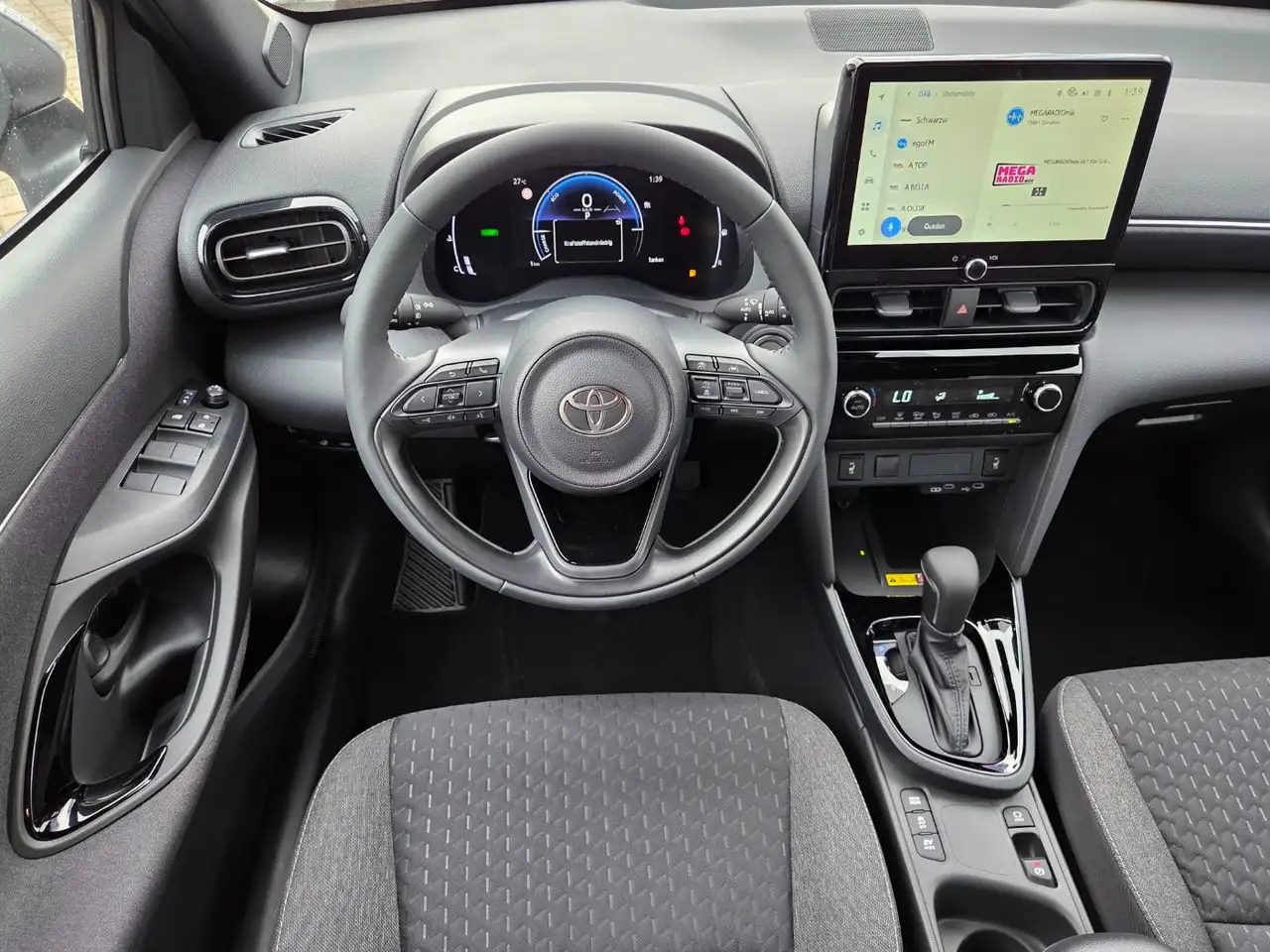 Toyota Yaris 6