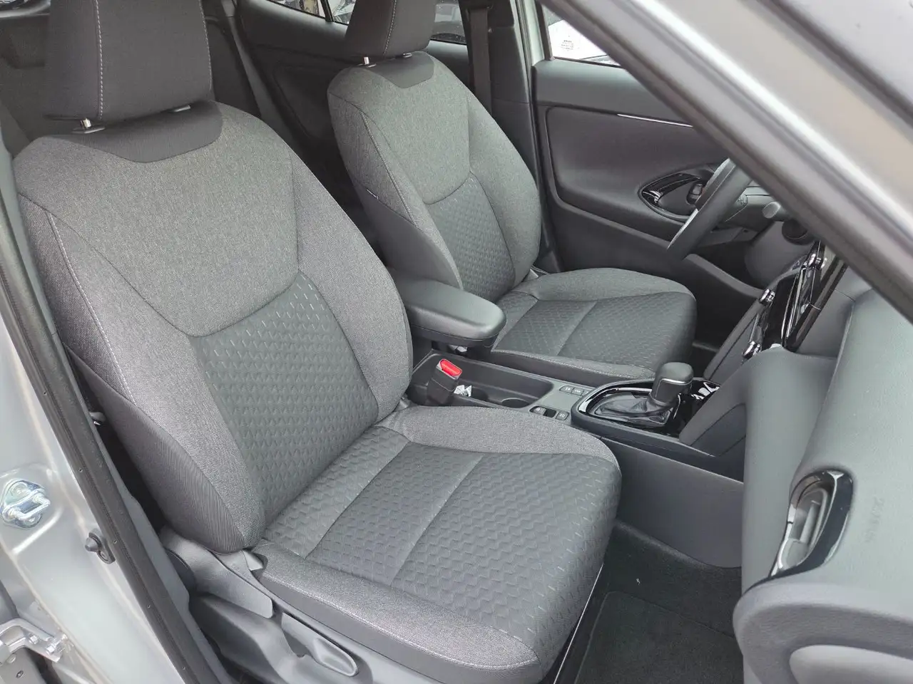 Toyota Yaris 9
