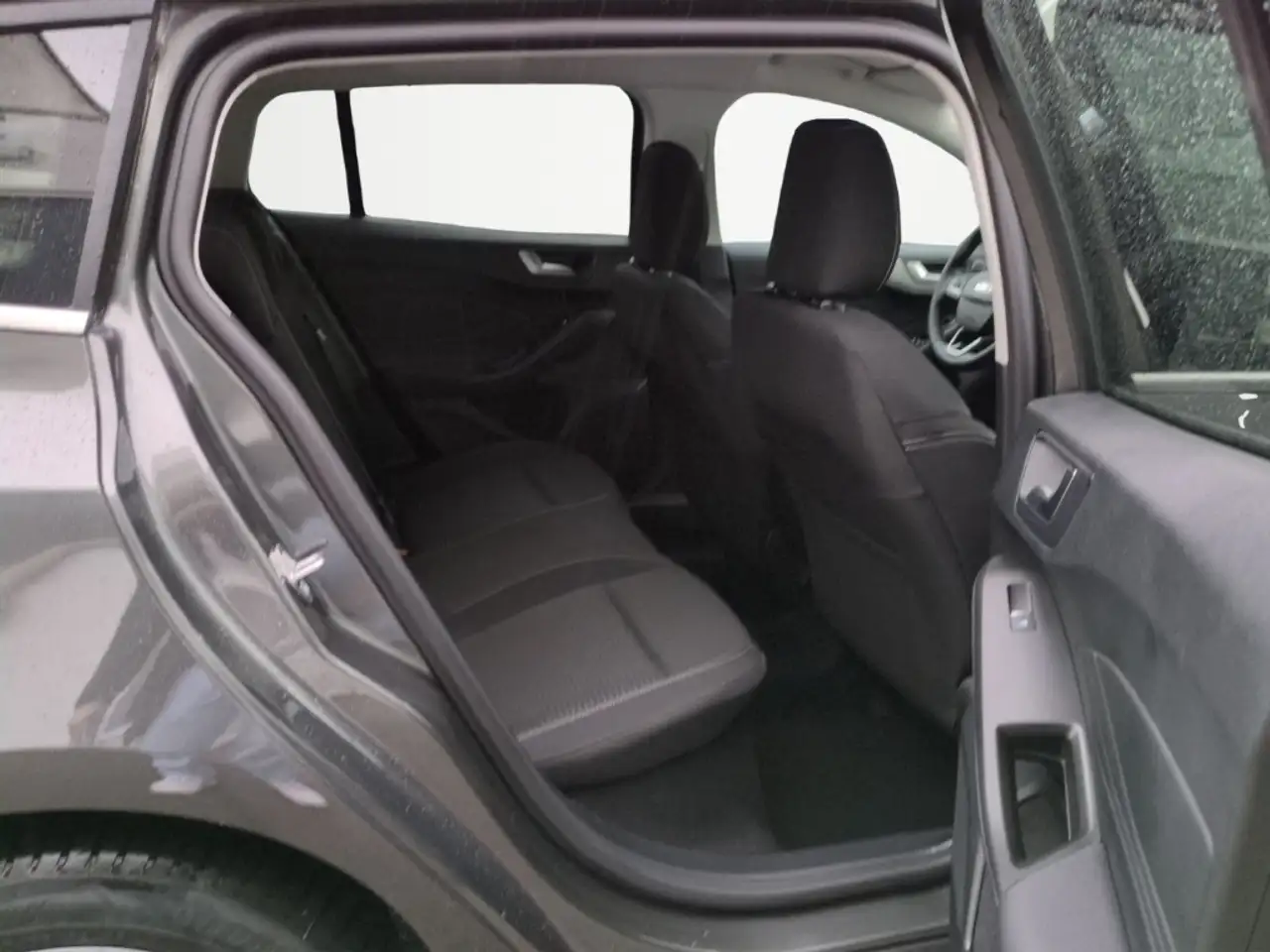 Ford Focus 14